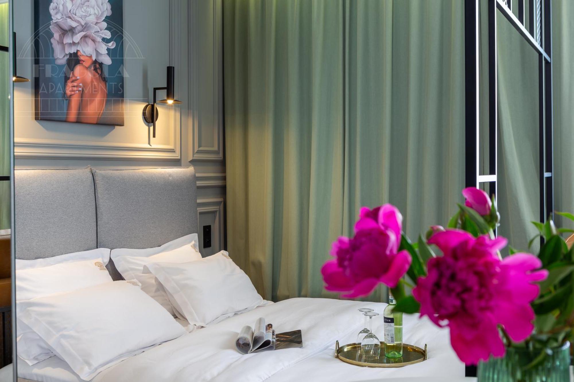 Feminine Studio Fragola Apartments คราคูฟ ภายนอก รูปภาพ